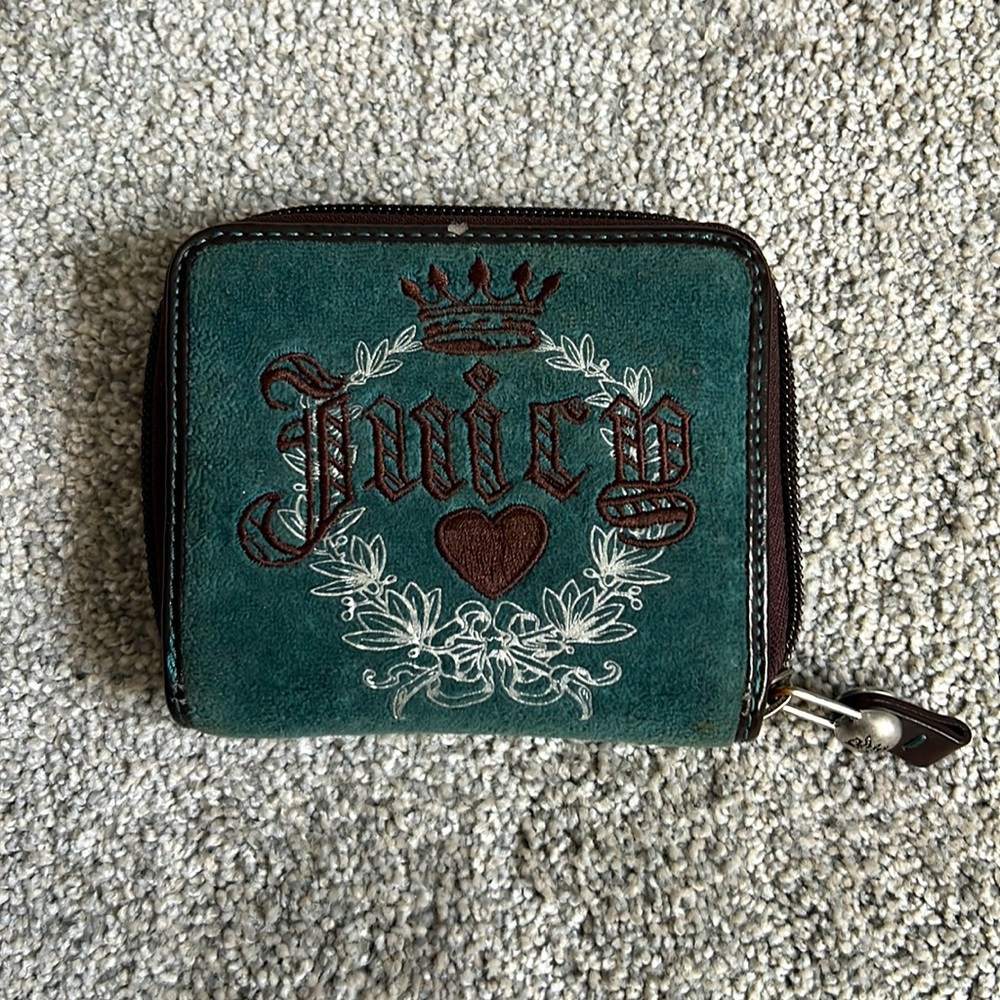 JUICY COUTURE vintage wallet